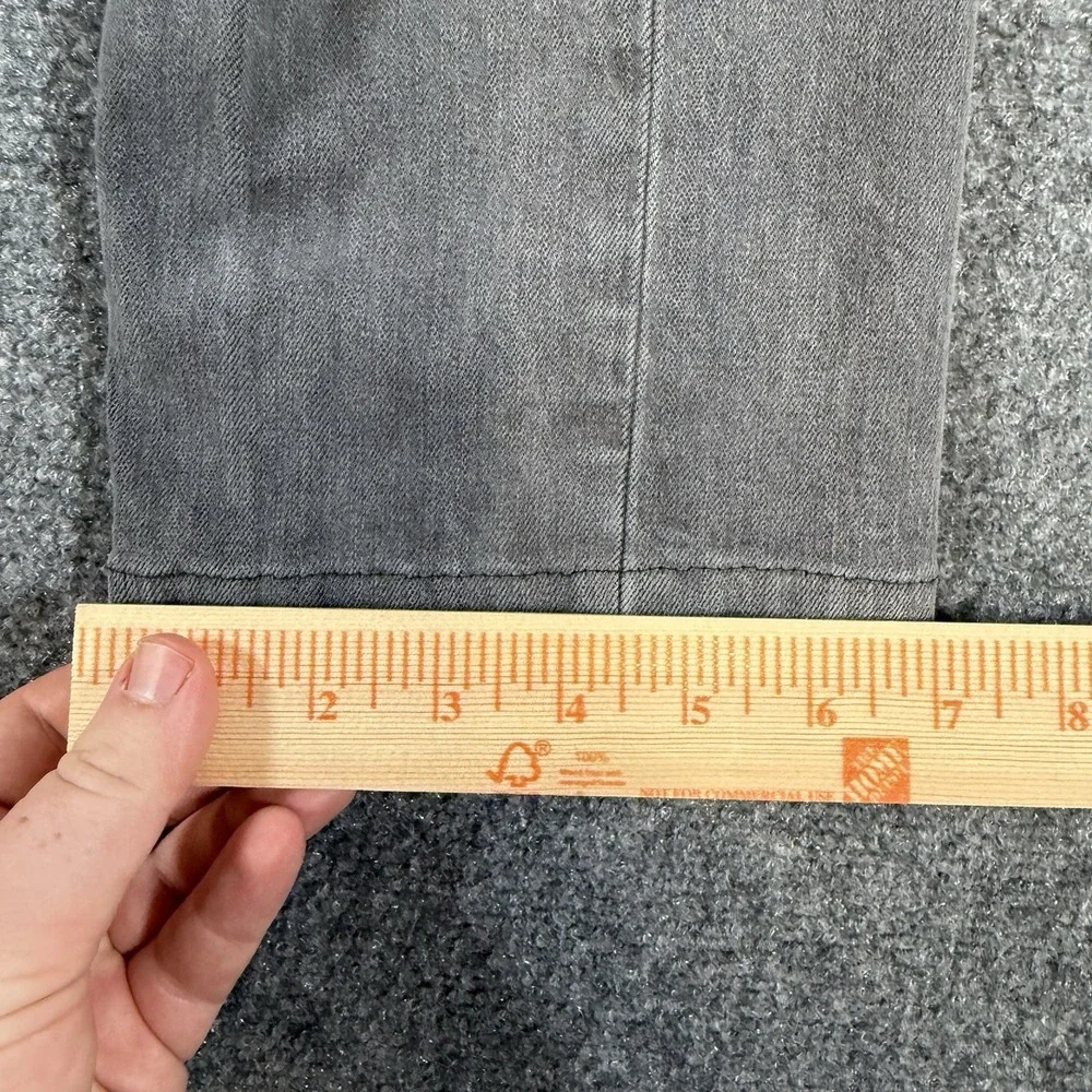 Lucky Brand Jeans Mens 30x34 (Fits 30x31) Gray 221 Original Straight Stretch‎